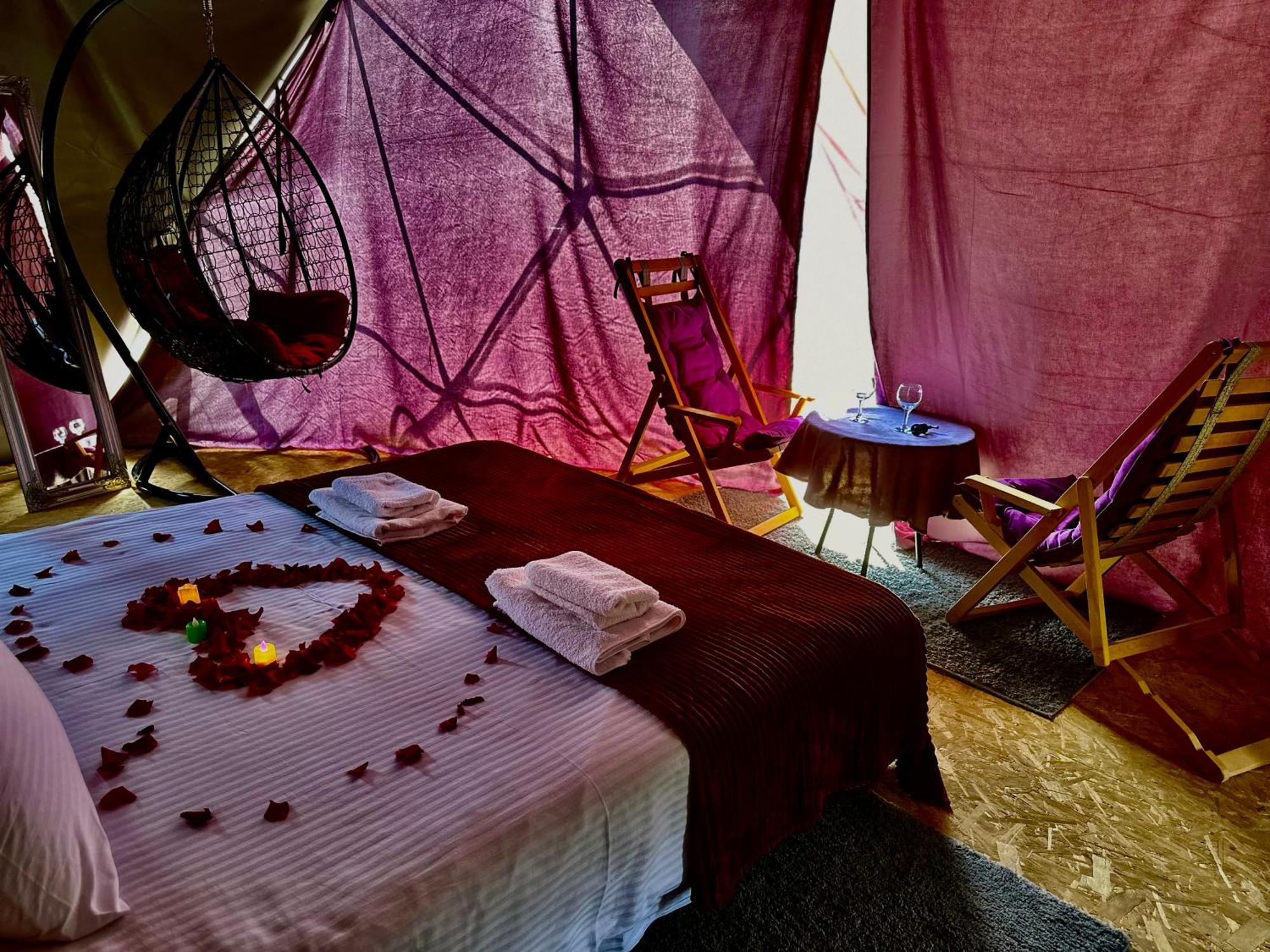 Vardzia Glamping Luaran gambar