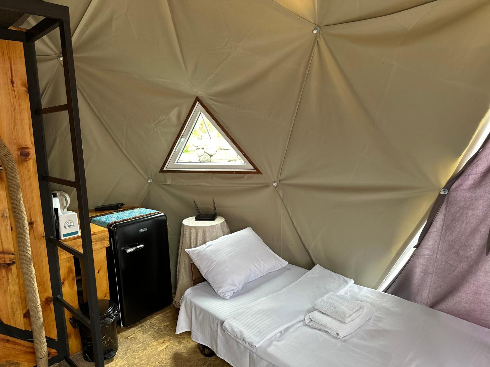 Vardzia Glamping Luaran gambar
