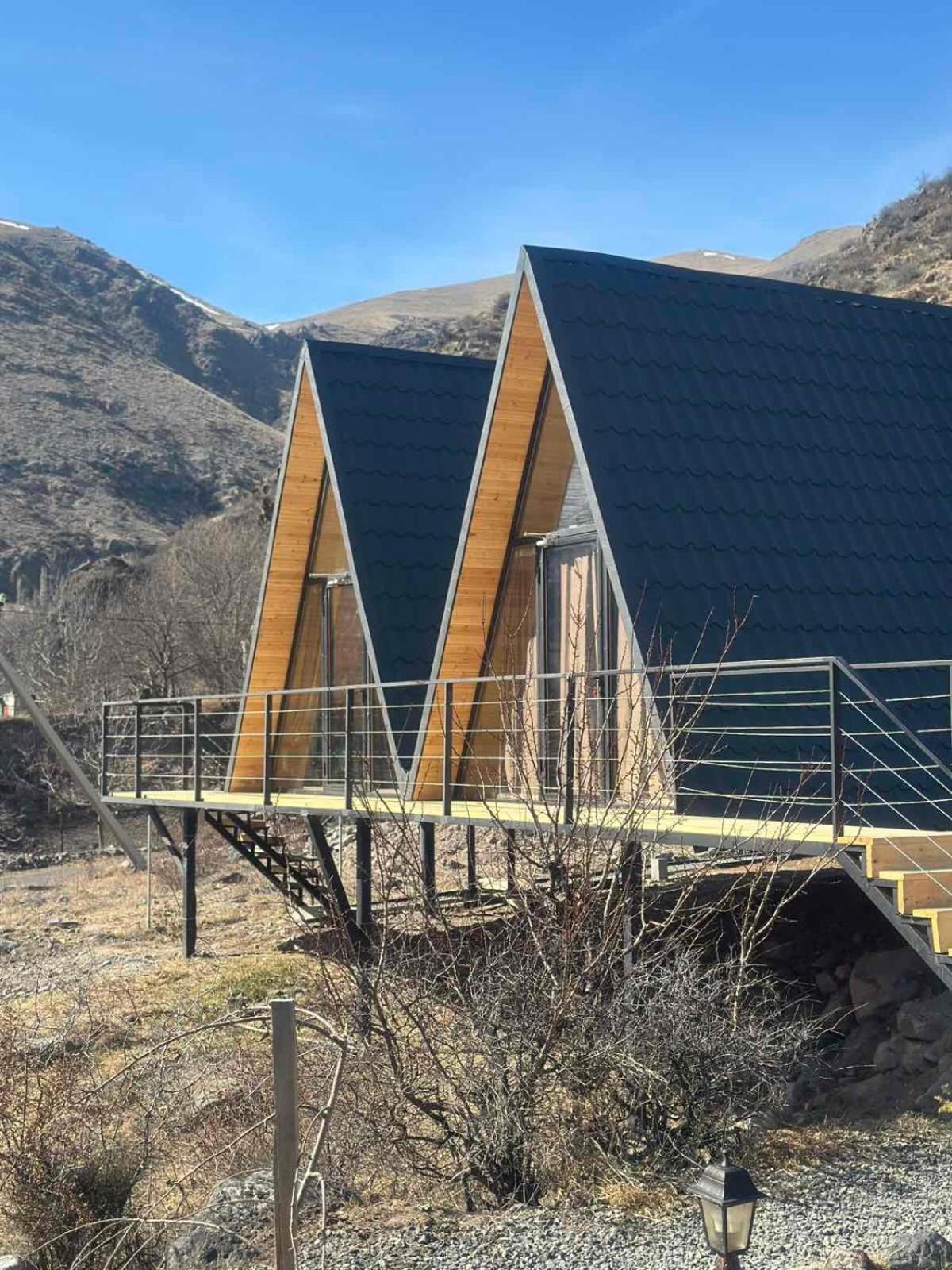 Vardzia Glamping Luaran gambar