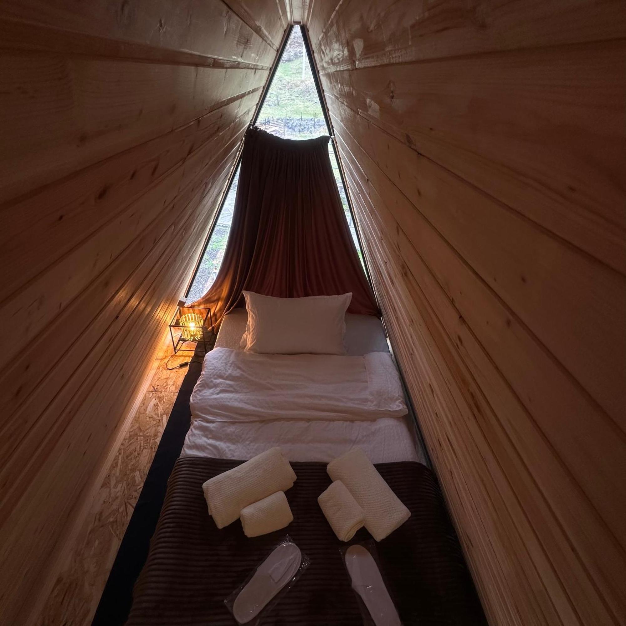 Vardzia Glamping Luaran gambar